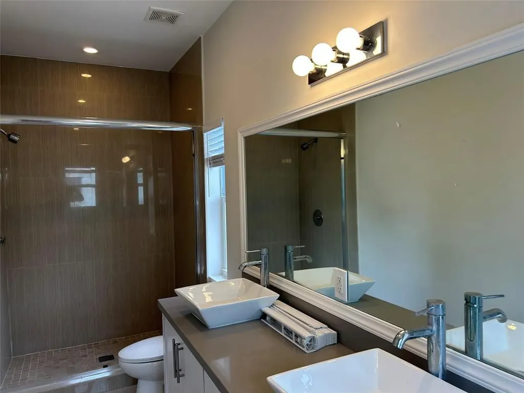 420 SE 16th Street Fort Lauderdale FL 33316