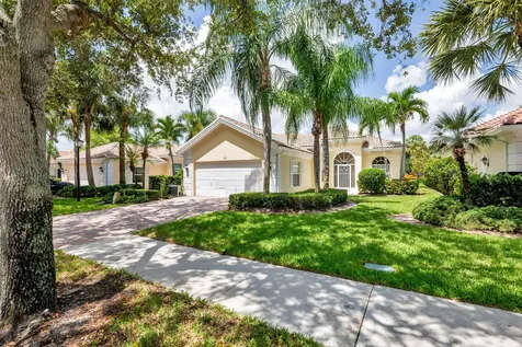 150 Euphrates Circle Palm Beach Gardens FL 33410