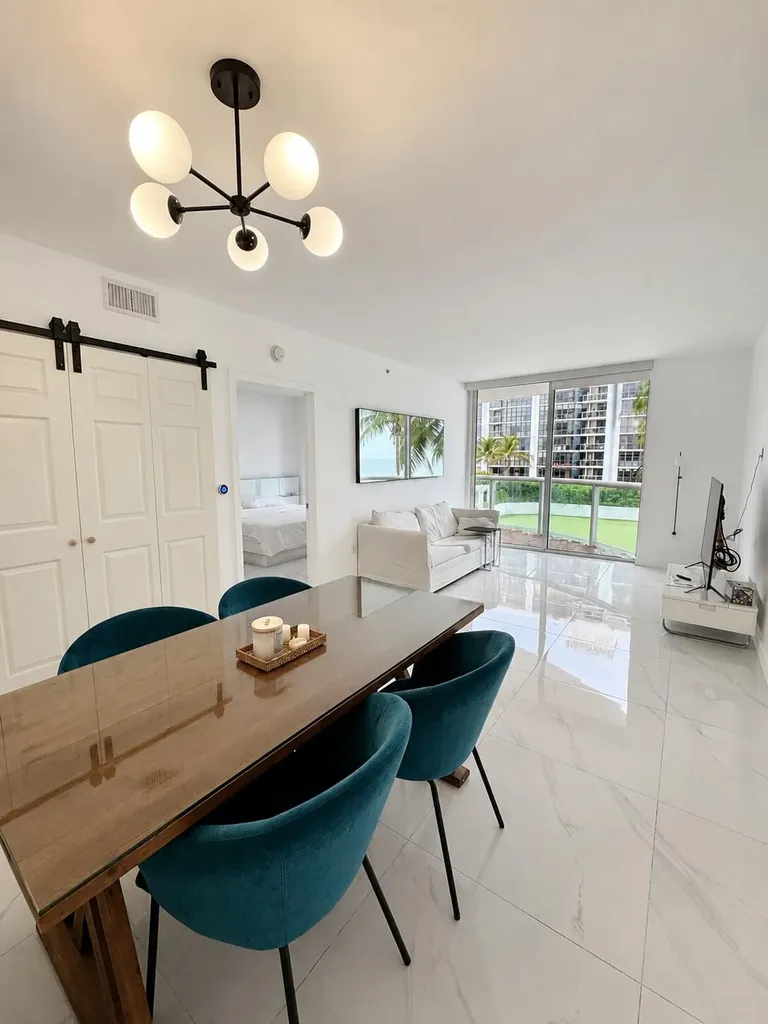 6365 Collins Avenue Miami Beach FL 33141