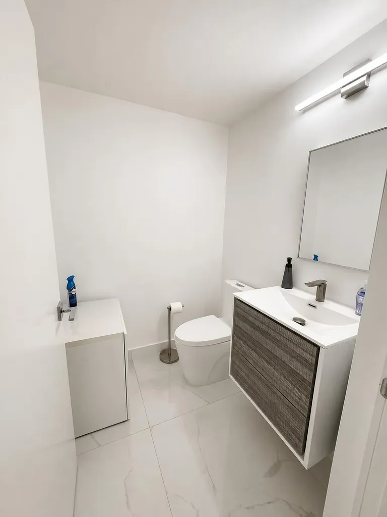 6365 Collins Avenue Miami Beach FL 33141