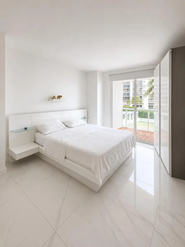 6365 Collins Avenue Miami Beach FL 33141