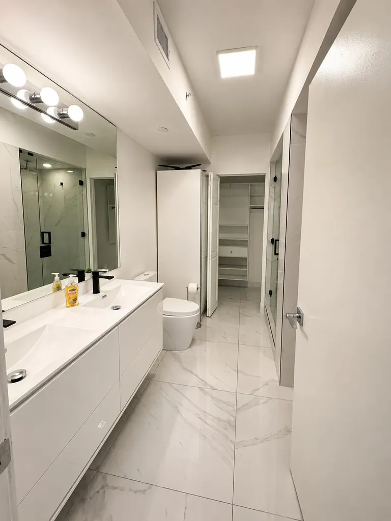 6365 Collins Avenue Miami Beach FL 33141