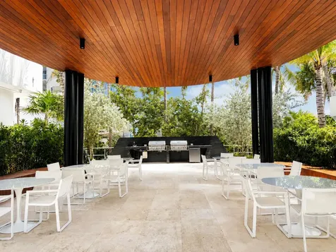 6365 Collins Avenue Miami Beach FL 33141