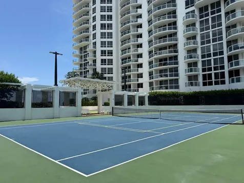 6365 Collins Avenue Miami Beach FL 33141