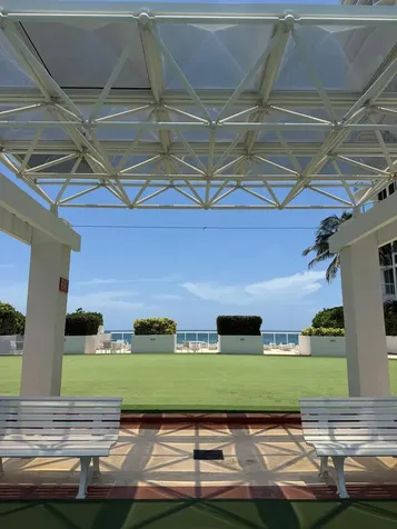 6365 Collins Avenue Miami Beach FL 33141