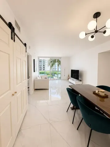6365 Collins Avenue Miami Beach FL 33141