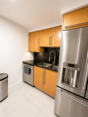 6365 Collins Avenue Miami Beach FL 33141
