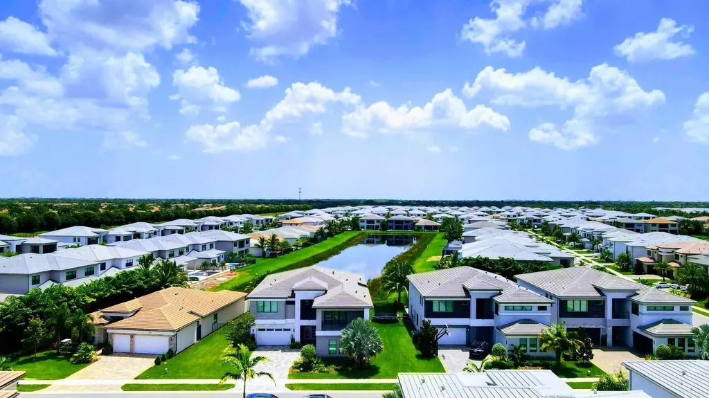 17046 Wandering Wave Avenue Boca Raton FL 33496