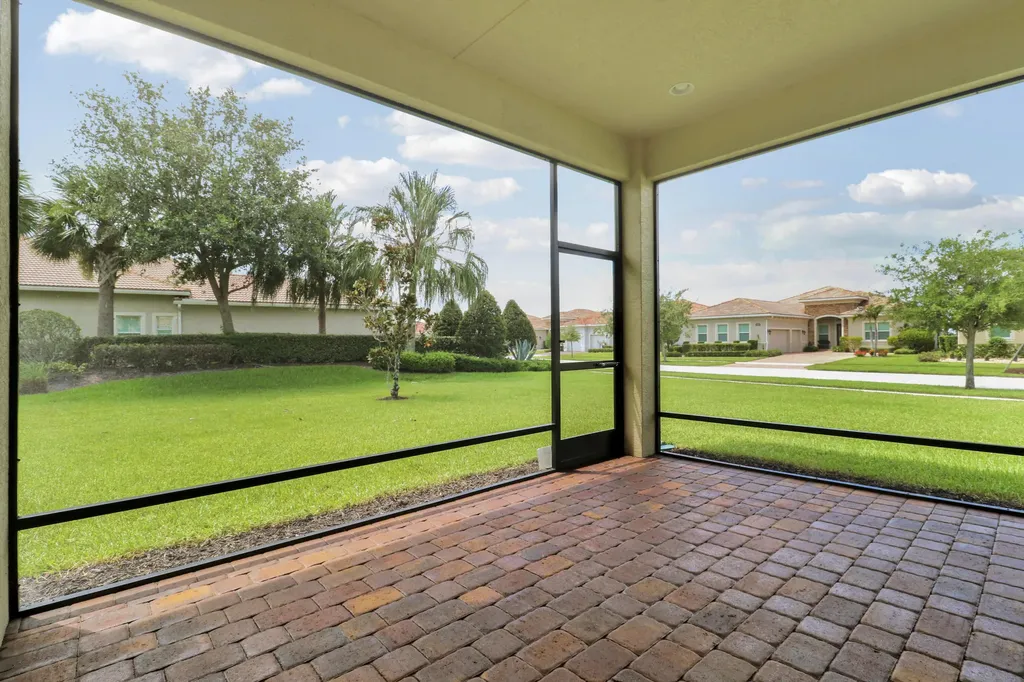 20015 SW Caserta Way Port St Lucie FL 34986