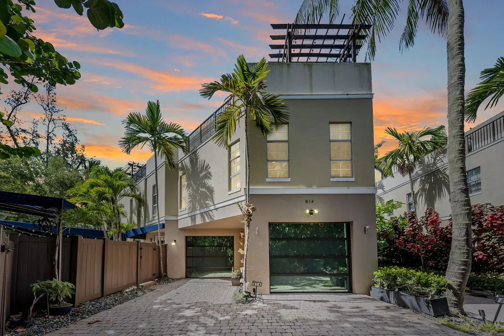814 SW 10th Street Fort Lauderdale FL 33315