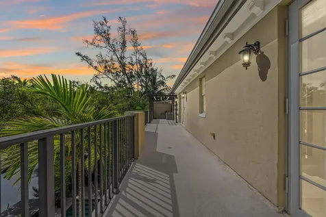 814 SW 10th Street Fort Lauderdale FL 33315