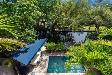 814 SW 10th Street Fort Lauderdale FL 33315