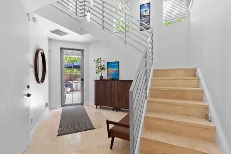 814 SW 10th Street Fort Lauderdale FL 33315