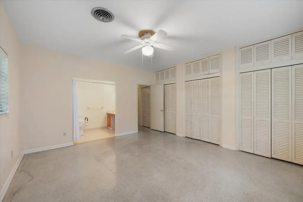 24/22 Via Lucindia Drive Sewalls Point FL 34996