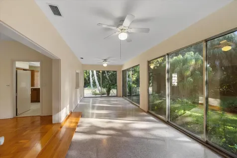 24/22 Via Lucindia Drive Sewalls Point FL 34996