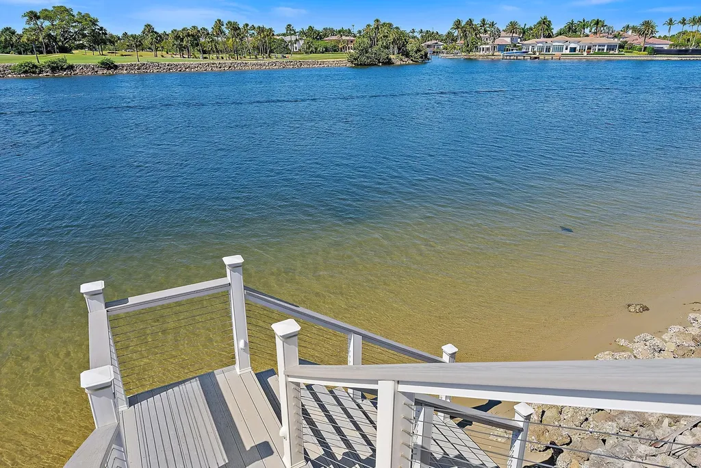 356 Golfview Road North Palm Beach FL 33408