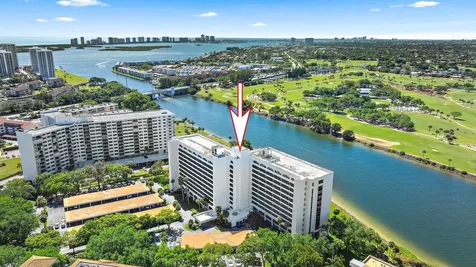 356 Golfview Road North Palm Beach FL 33408