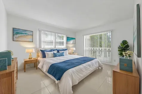 2755 NE 28th Avenue Lighthouse Point FL 33064