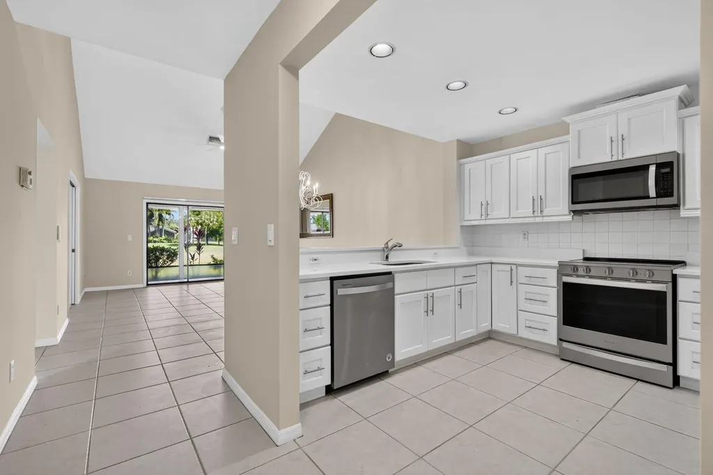 6130 SE Georgetown Place Hobe Sound FL 33455