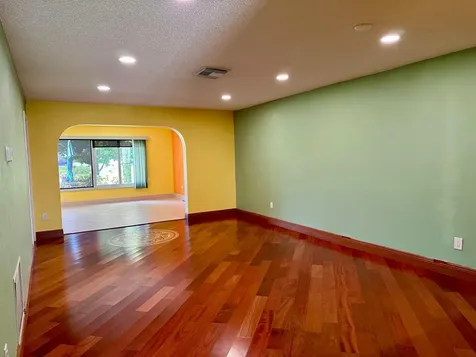 2886 Fernley Drive E West Palm Beach FL 33415