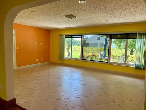 2886 Fernley Drive E West Palm Beach FL 33415