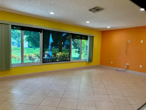 2886 Fernley Drive E West Palm Beach FL 33415