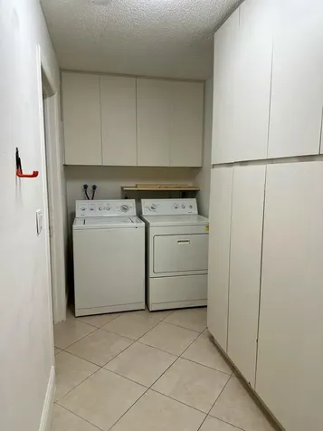 2886 Fernley Drive E West Palm Beach FL 33415