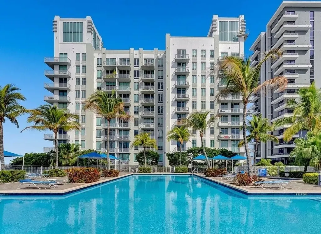 300 S Australian Avenue West Palm Beach FL 33401