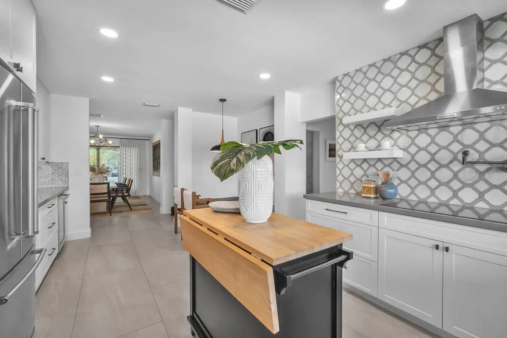 3161 N 36th Street Hollywood FL 33021
