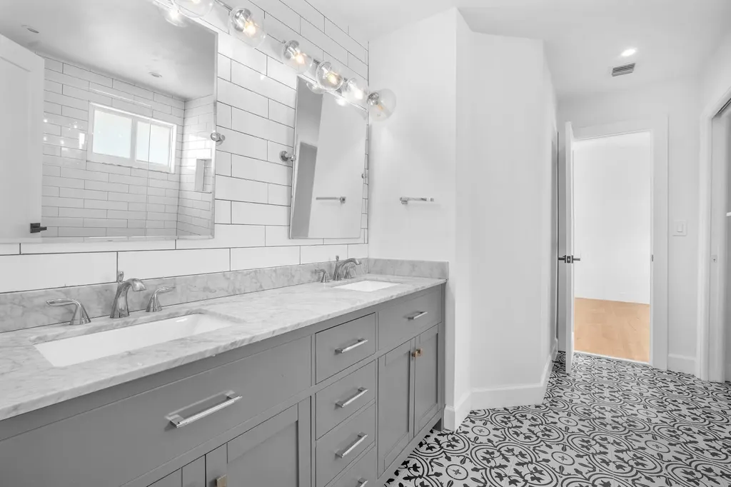 3161 N 36th Street Hollywood FL 33021