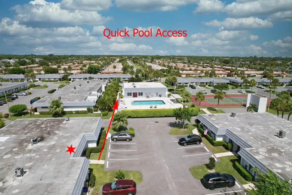 2886 Fernley Drive E West Palm Beach FL 33415