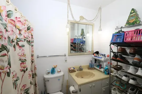 2886 Fernley Drive E West Palm Beach FL 33415
