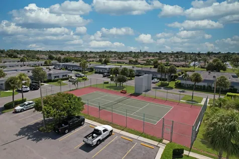 2886 Fernley Drive E West Palm Beach FL 33415