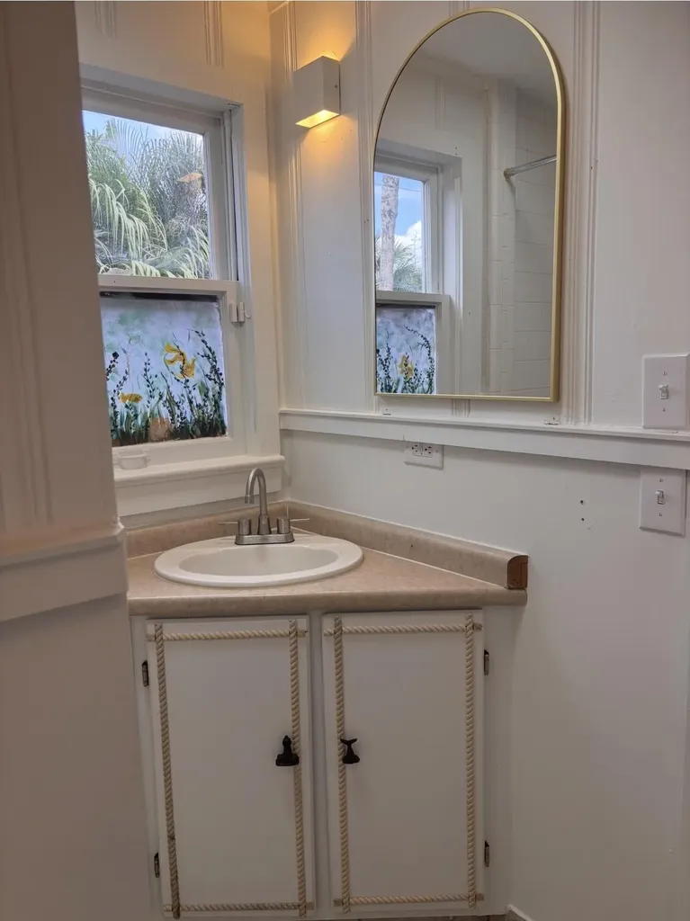 2472 NE Pine Avenue Jensen Beach FL 34957