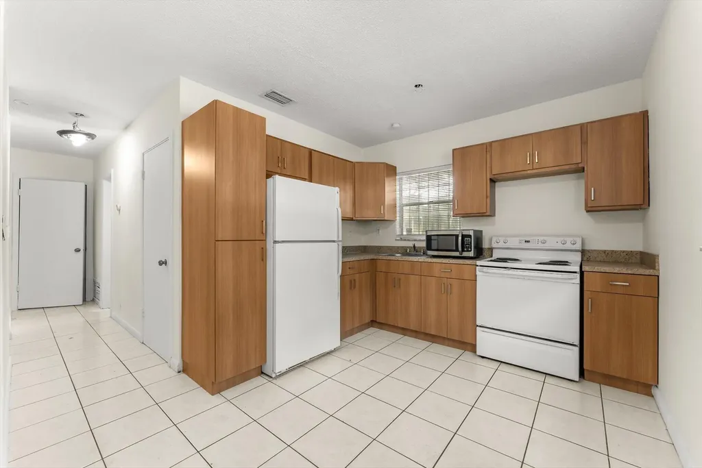 923 W Las Olas Boulevard Fort Lauderdale FL 33312