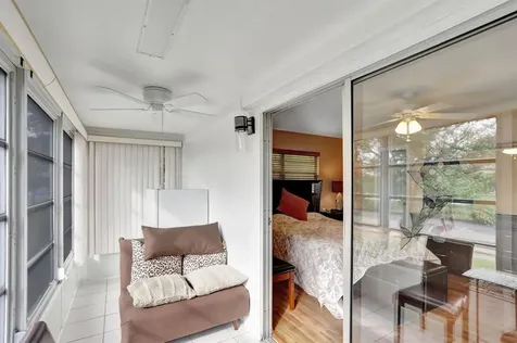 237 Farnham J Deerfield Beach FL 33442