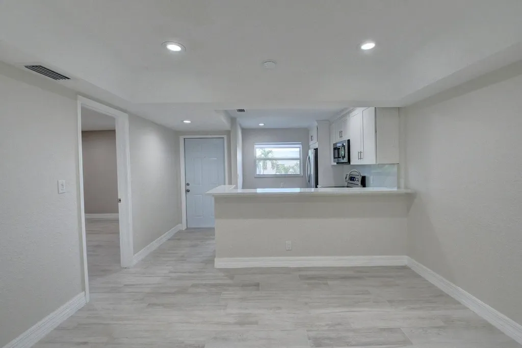 398 W Camino Real Boca Raton FL 33432