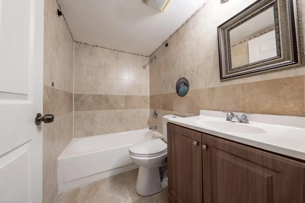 3469 NW 44th Street Oakland Park FL 33309