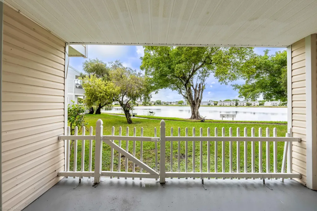 3469 NW 44th Street Oakland Park FL 33309