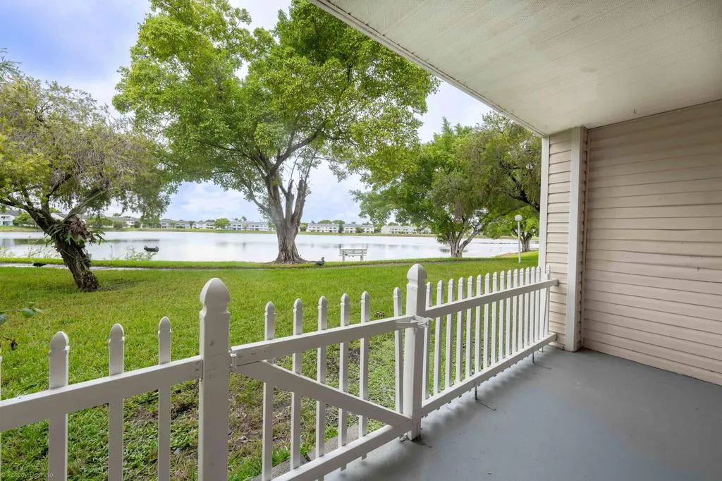 3469 NW 44th Street Oakland Park FL 33309