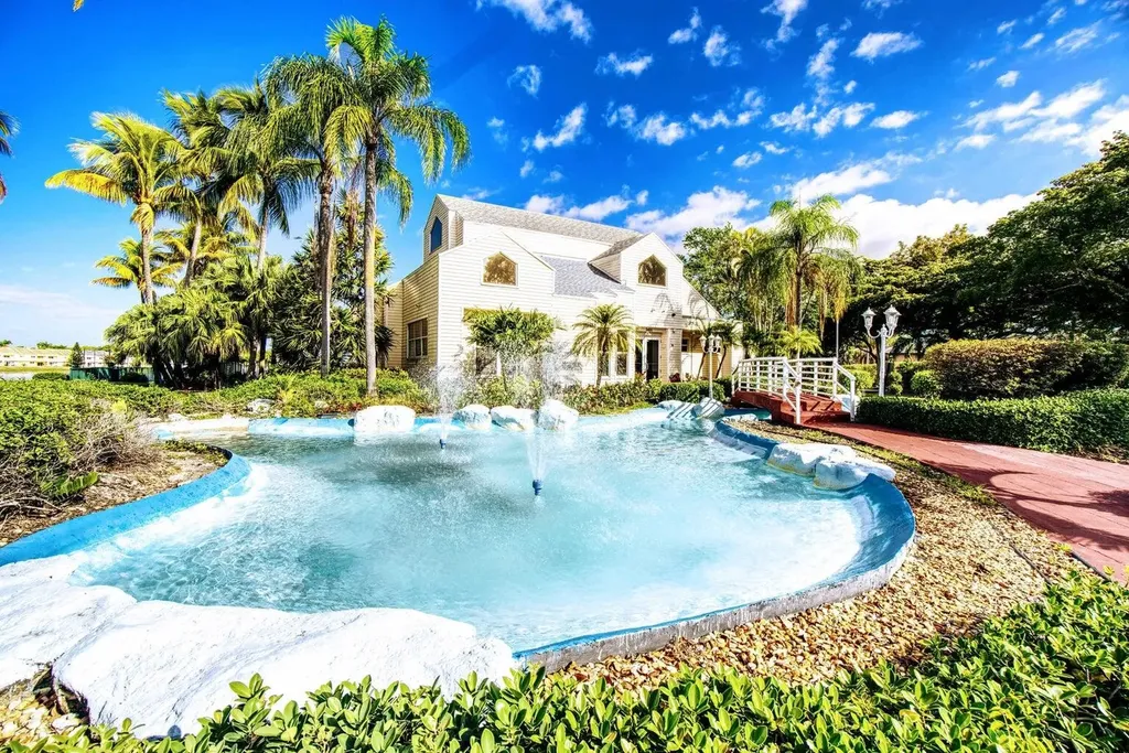 3469 NW 44th Street Oakland Park FL 33309