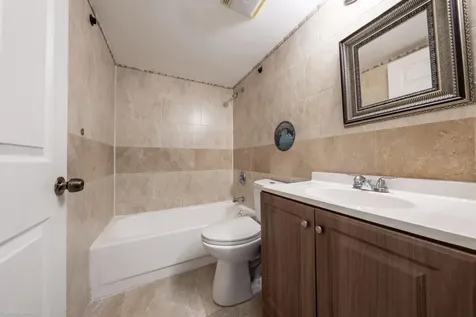 3469 NW 44th Street Oakland Park FL 33309