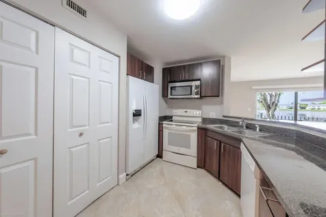 3469 NW 44th Street Oakland Park FL 33309
