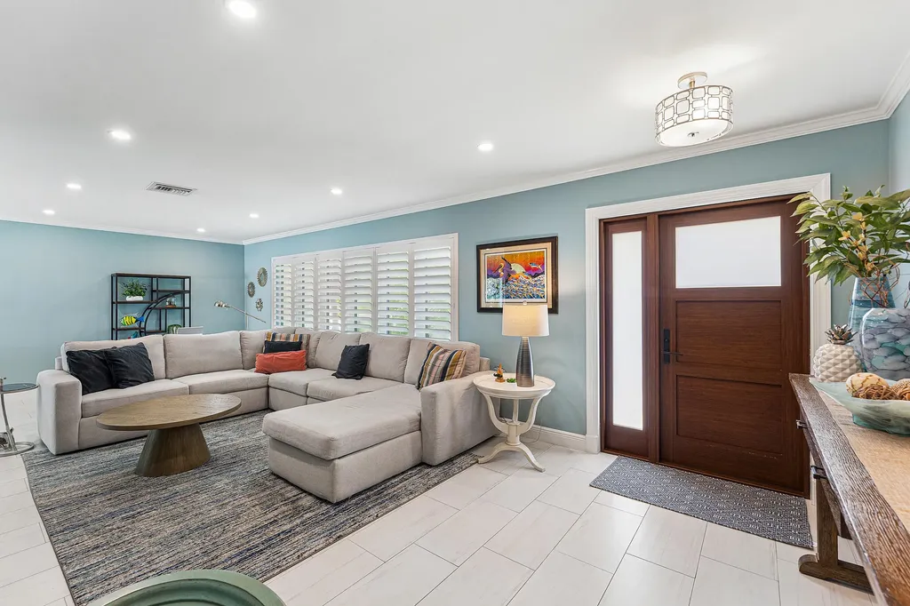 4430 NE 30th Avenue Lighthouse Point FL 33064