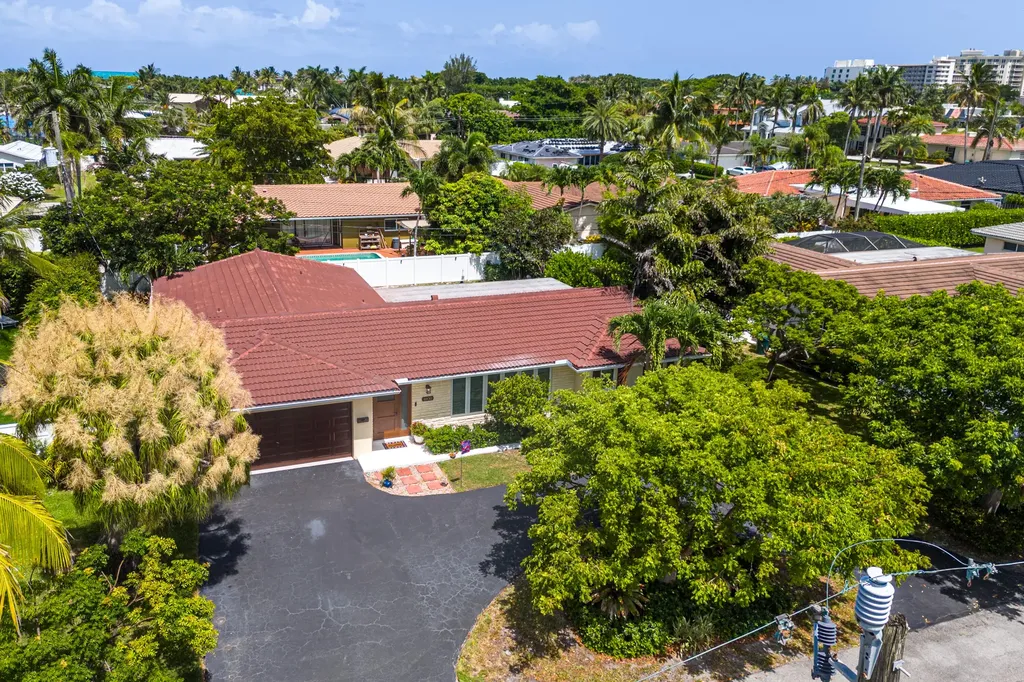 4430 NE 30th Avenue Lighthouse Point FL 33064
