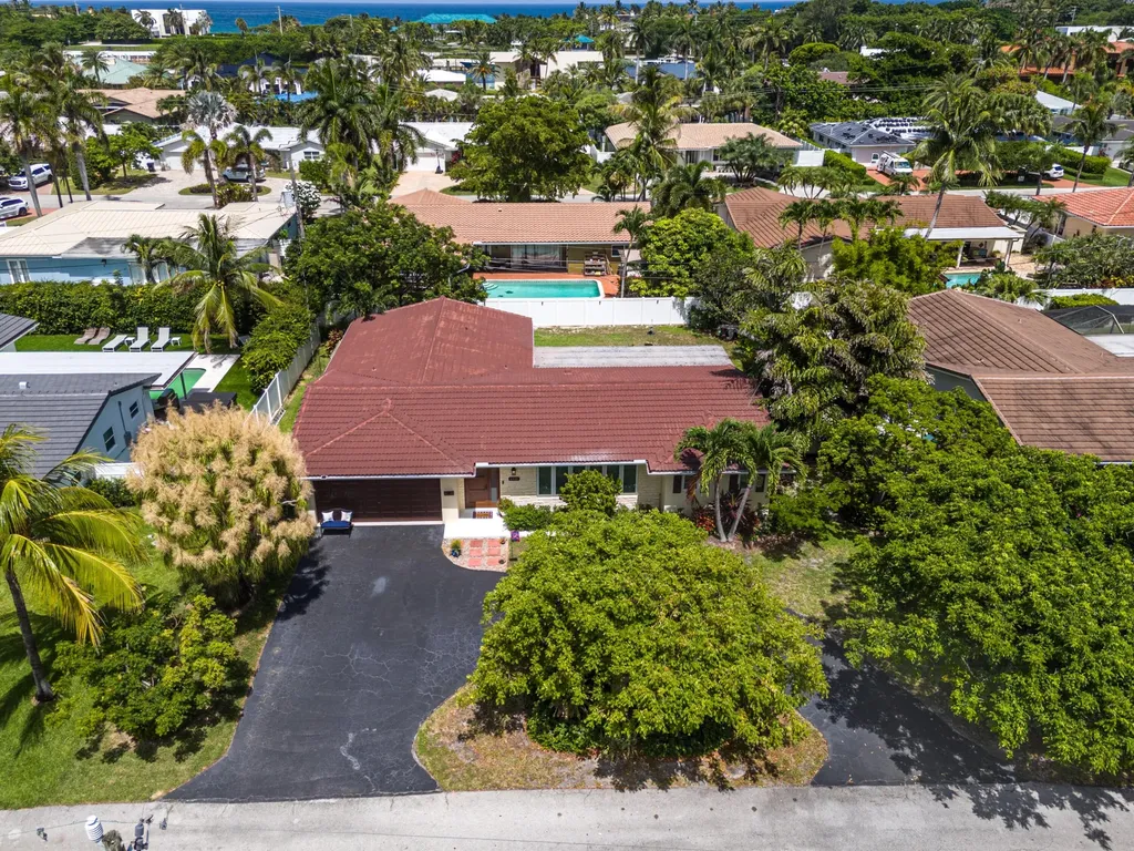 4430 NE 30th Avenue Lighthouse Point FL 33064