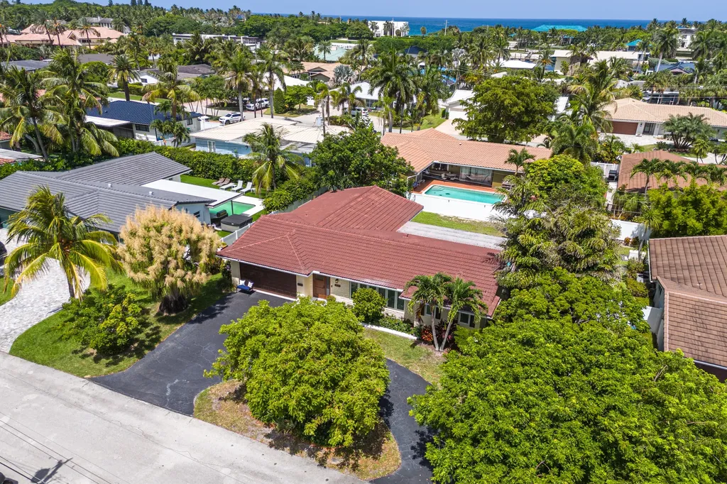 4430 NE 30th Avenue Lighthouse Point FL 33064