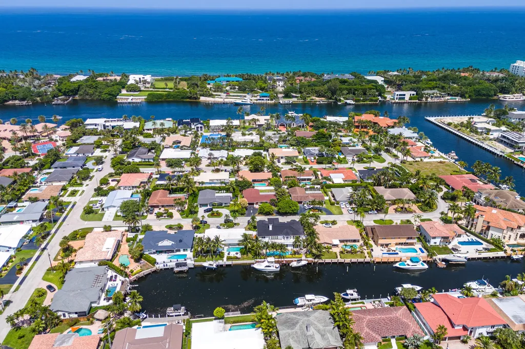 4430 NE 30th Avenue Lighthouse Point FL 33064