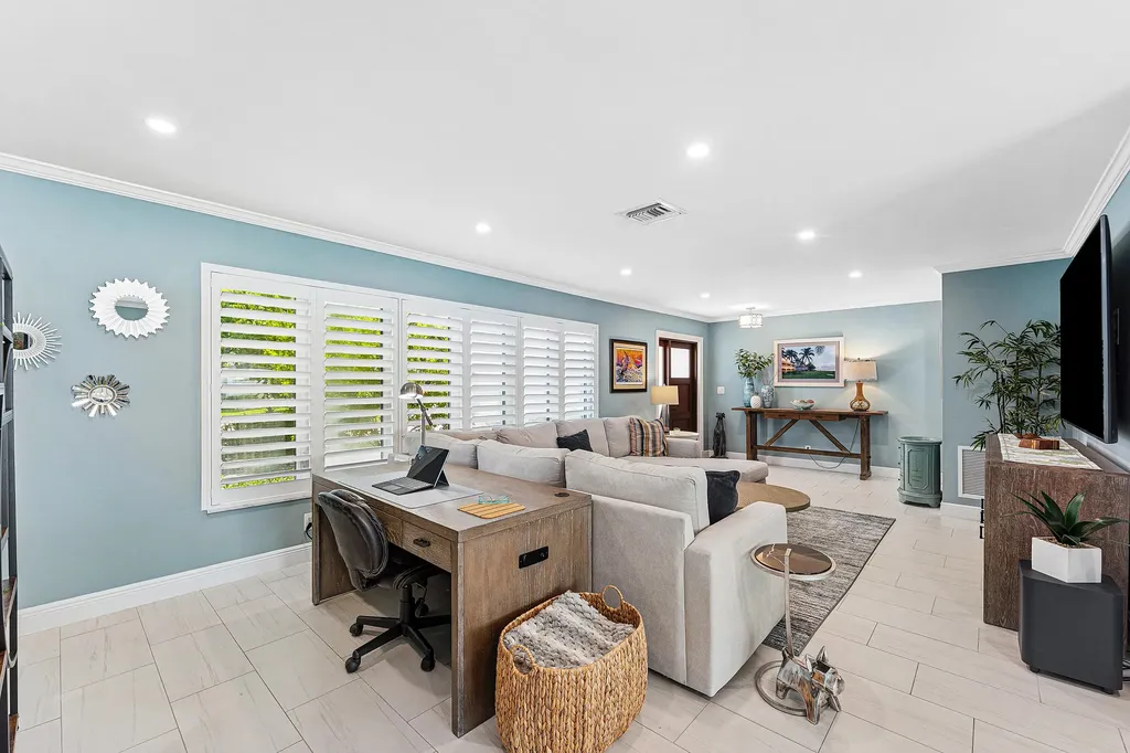4430 NE 30th Avenue Lighthouse Point FL 33064