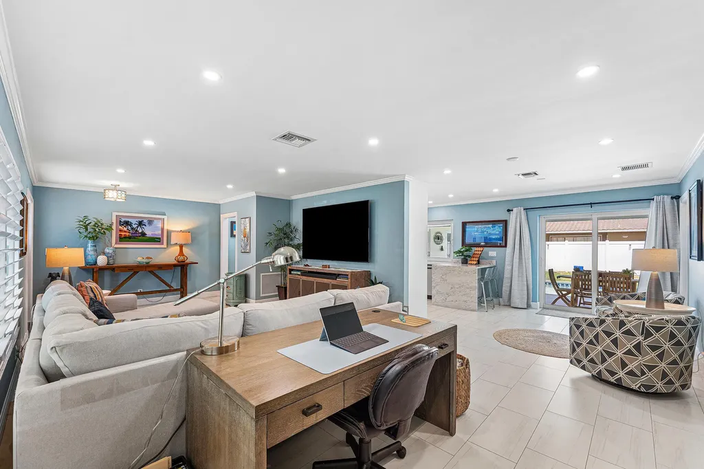 4430 NE 30th Avenue Lighthouse Point FL 33064